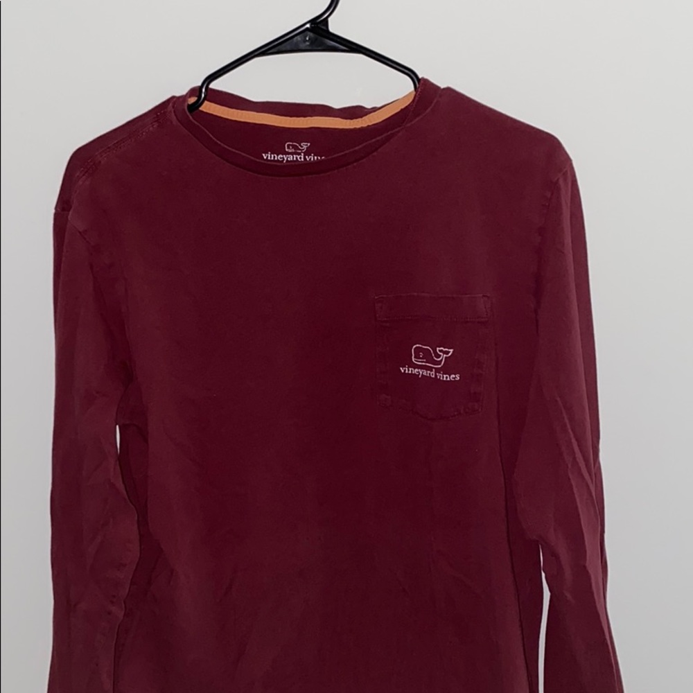 maroon men’s small vineyard vines long sleeve tee